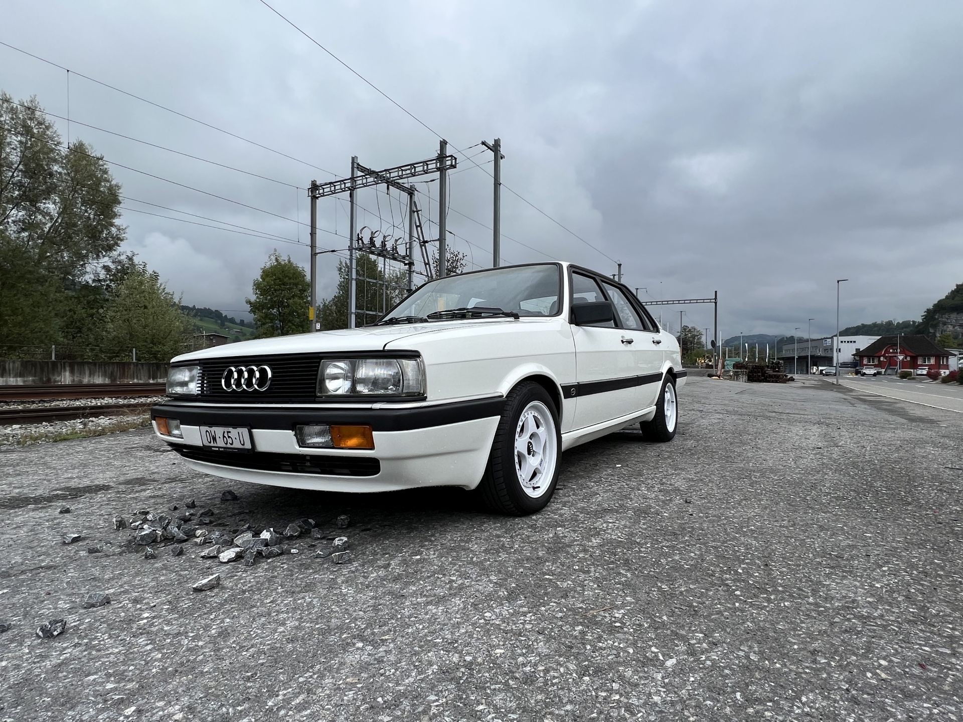 AUDI 90 2.2 quattro Typ 85 Avus Classic-image-2