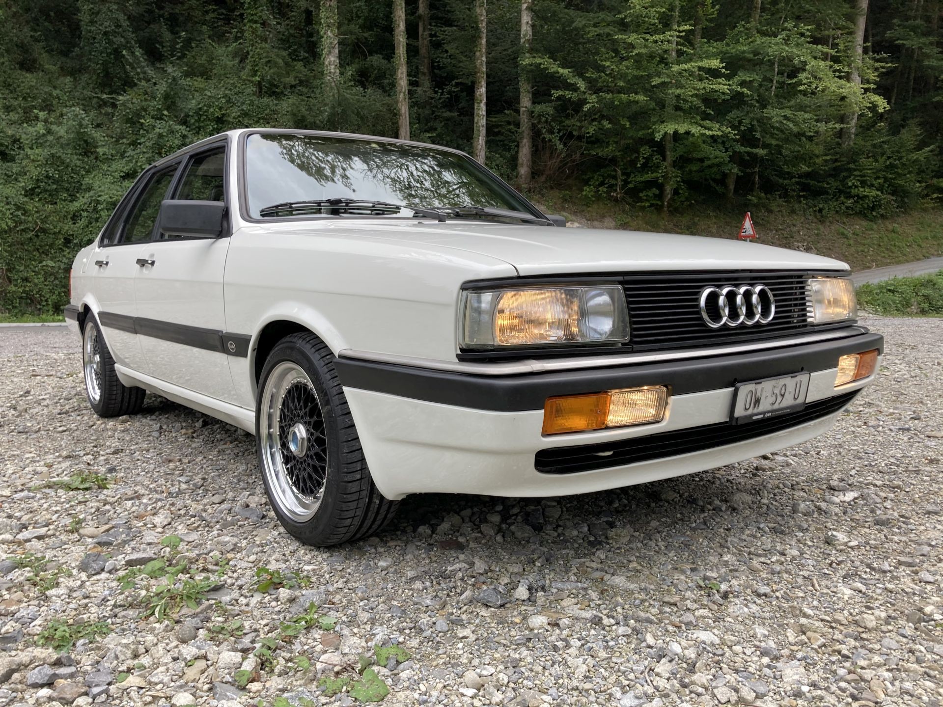 AUDI 90 2.2 quattro Typ 85 Avus Classic-image-5