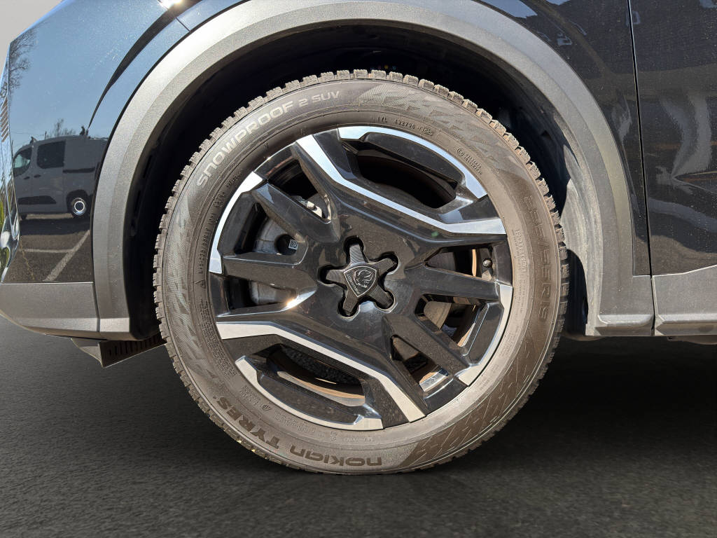 PEUGEOT 3008 e-Allure-image-4