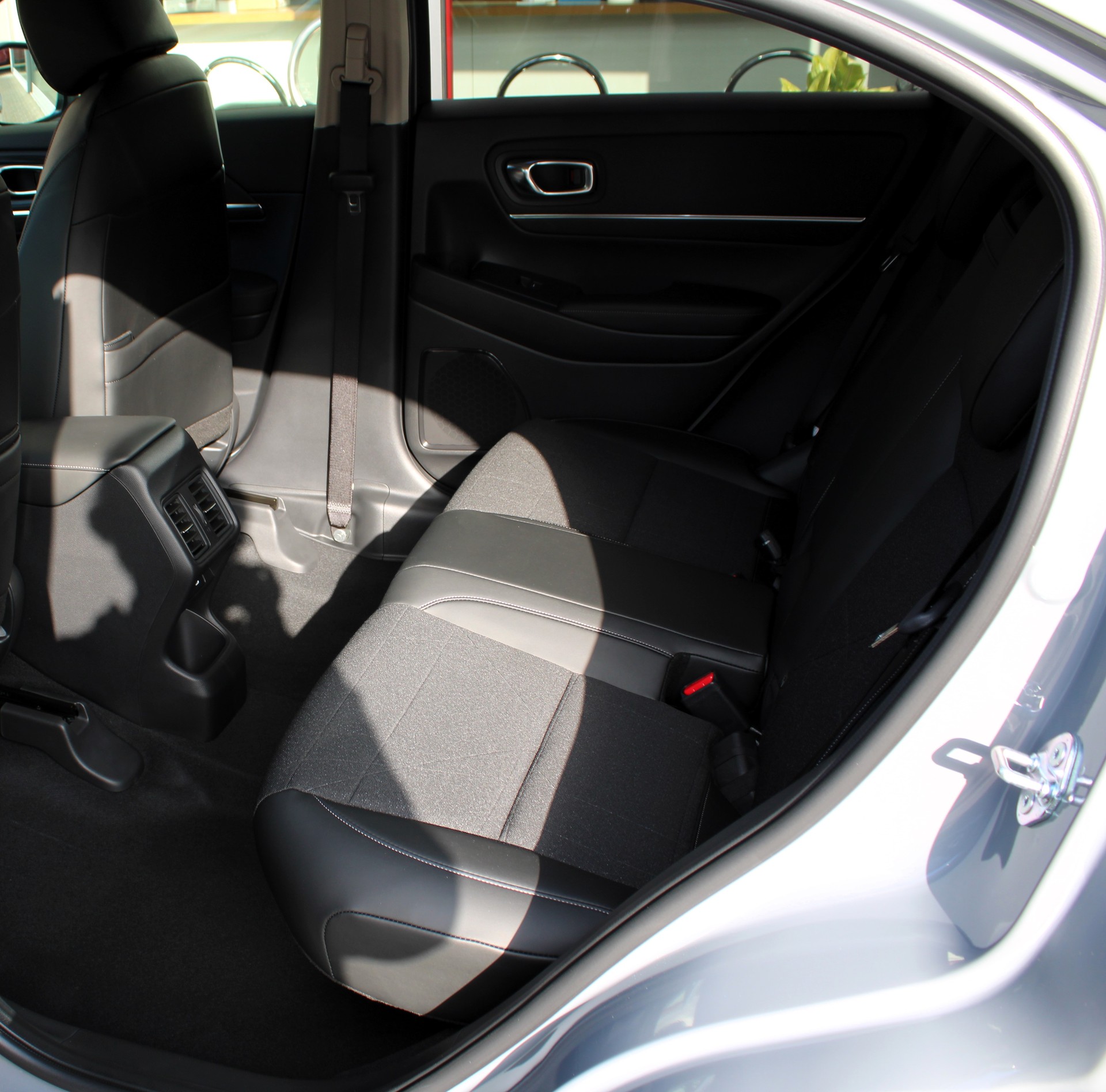 HONDA HRV Advance Plus (Facelift)-image-9
