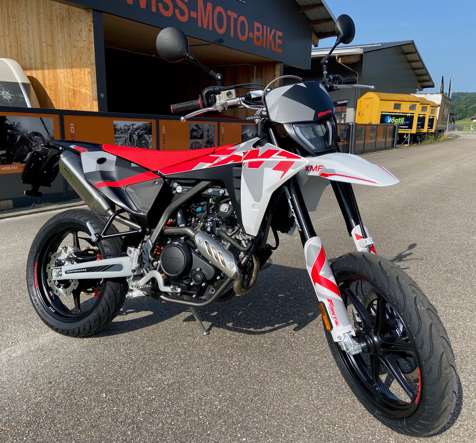FANTIC XMF 125 Performance-image-1
