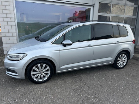 VW Touran 2.0 TDI BMT Comf-showroom-element-1