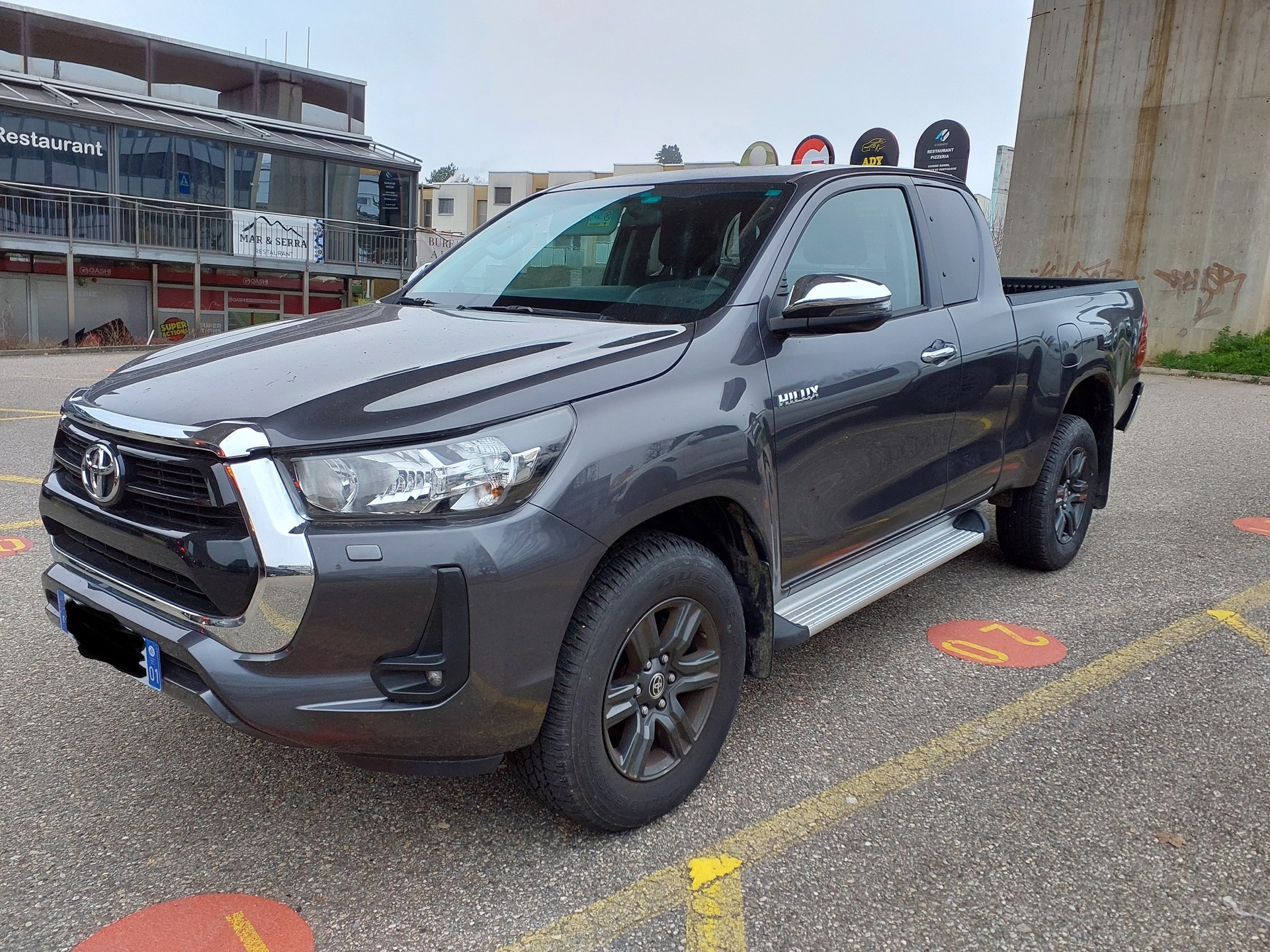 TOYOTA Hilux 2.4d Comfort Double Cab 4x4 A-image-1