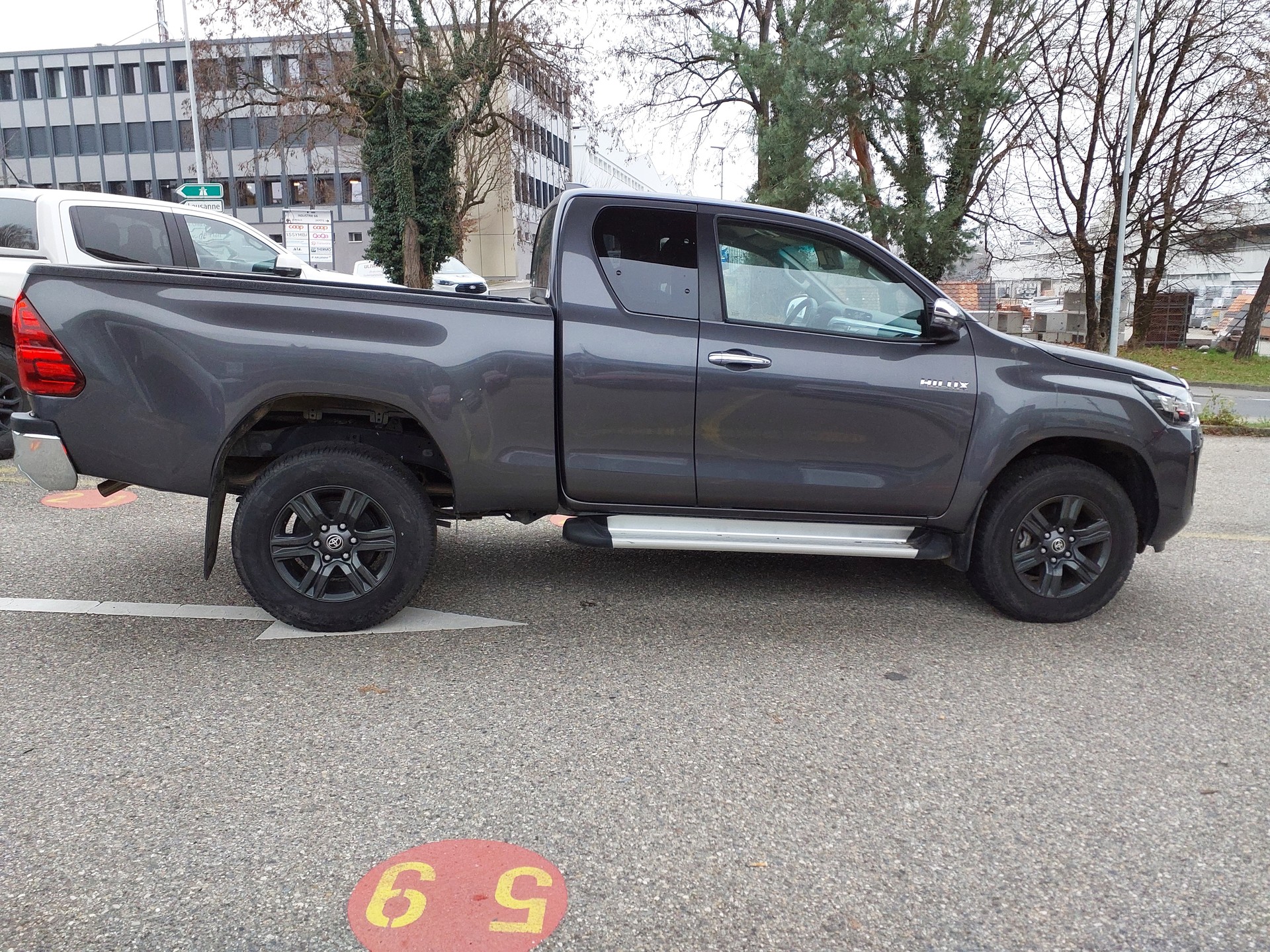 TOYOTA Hilux 2.4d Comfort Double Cab 4x4 A-image-3
