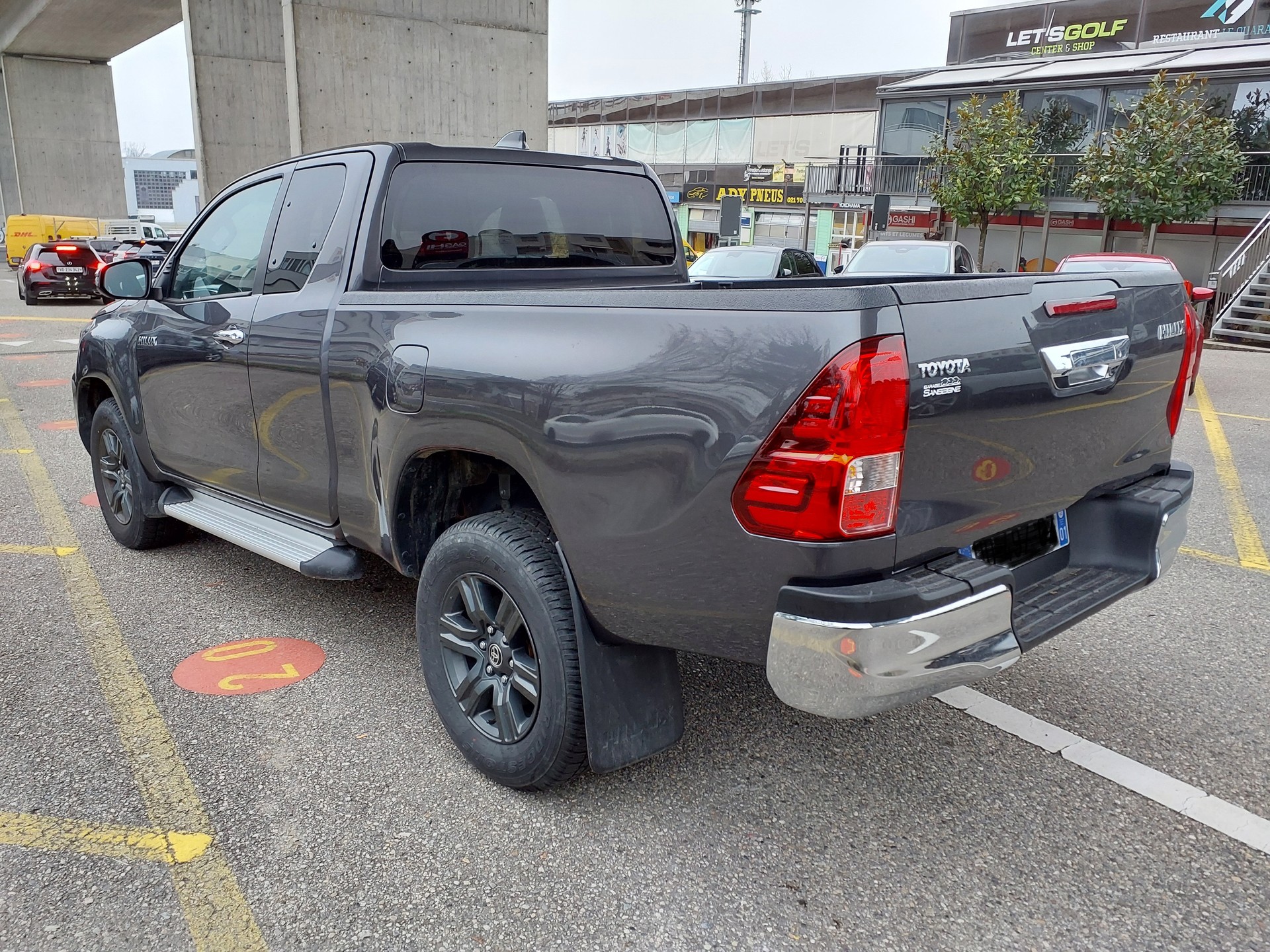 TOYOTA Hilux 2.4d Comfort Double Cab 4x4 A-image-4