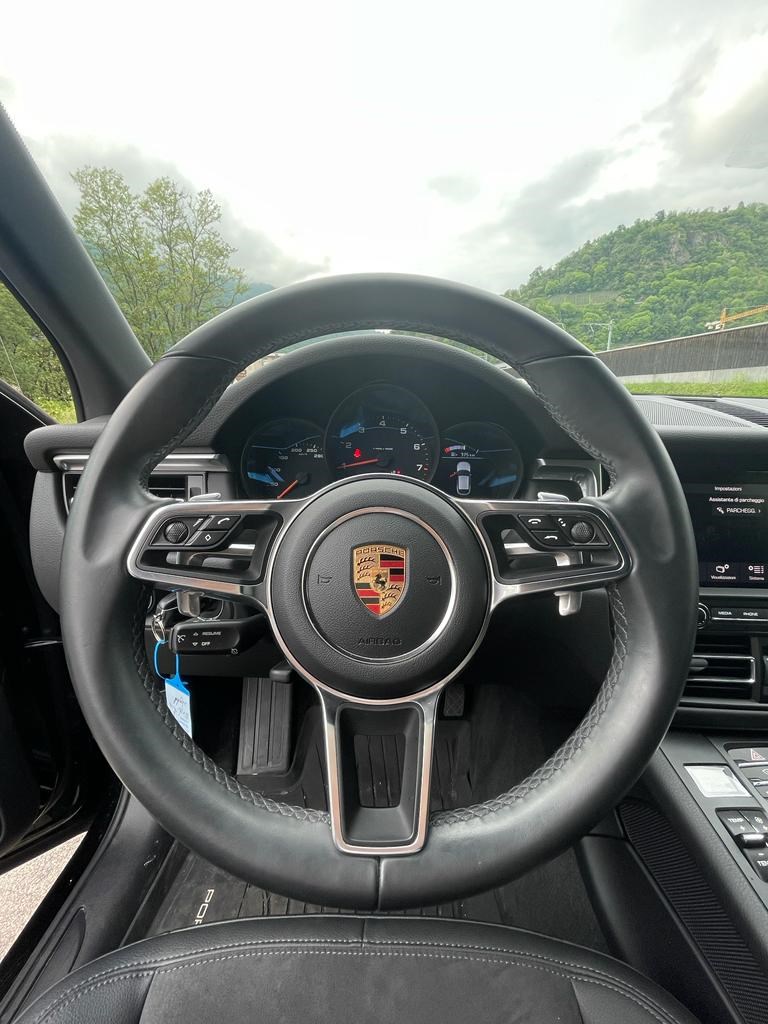 PORSCHE Macan PDK-image-8