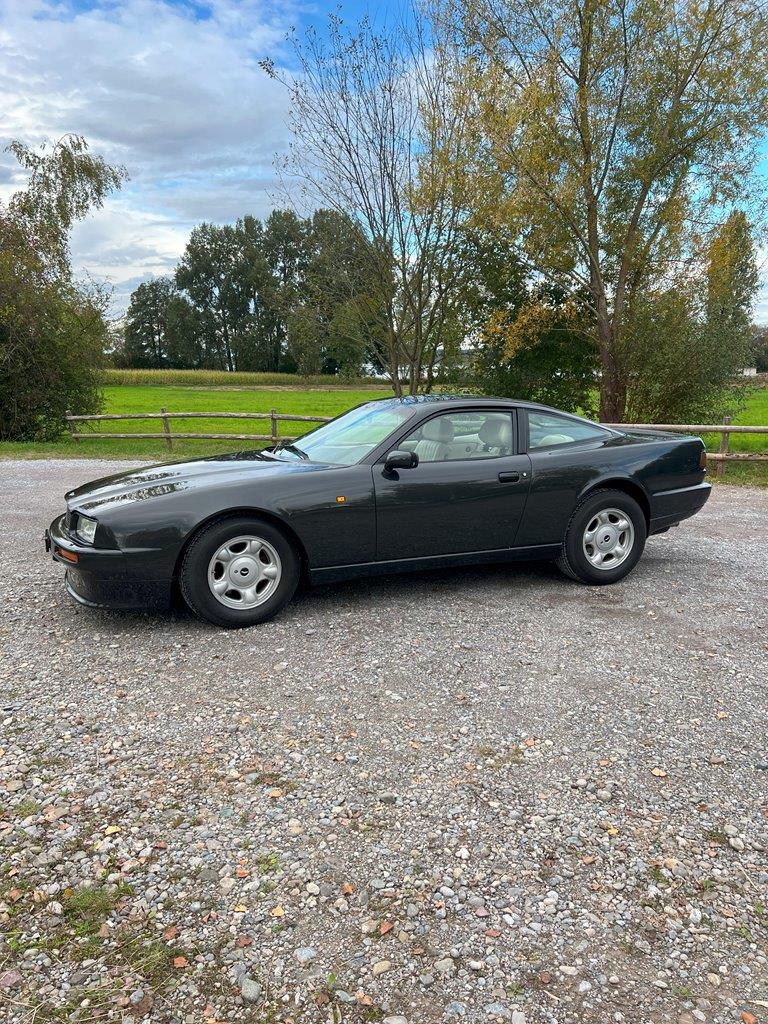 ASTON MARTIN Virage-image-1