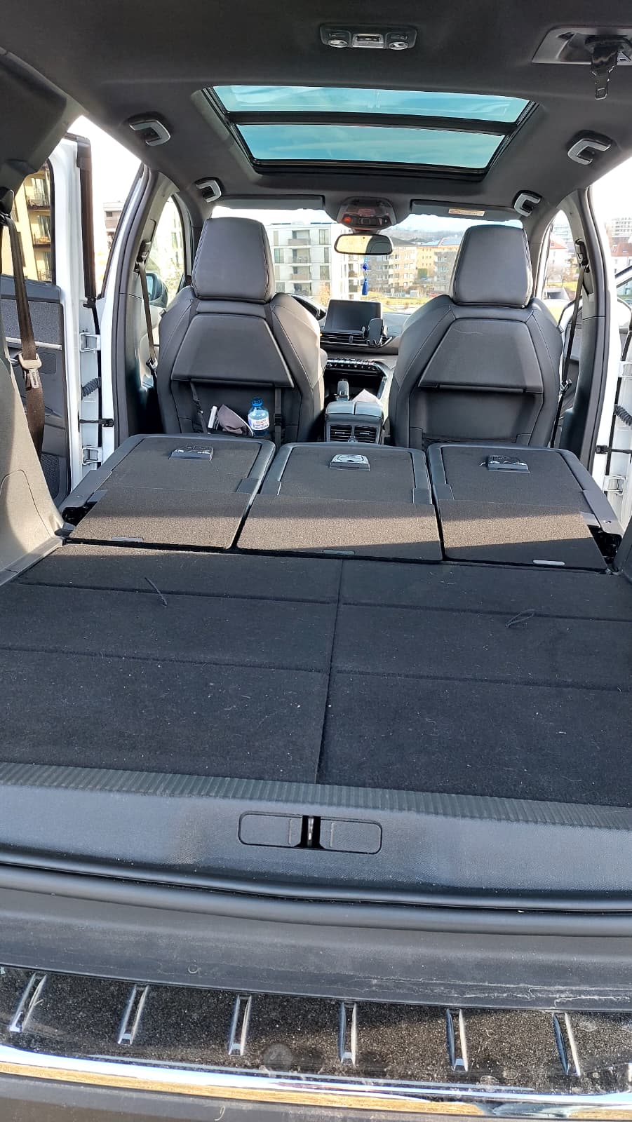 PEUGEOT 1.5 BlueHDi GT Line-image-5