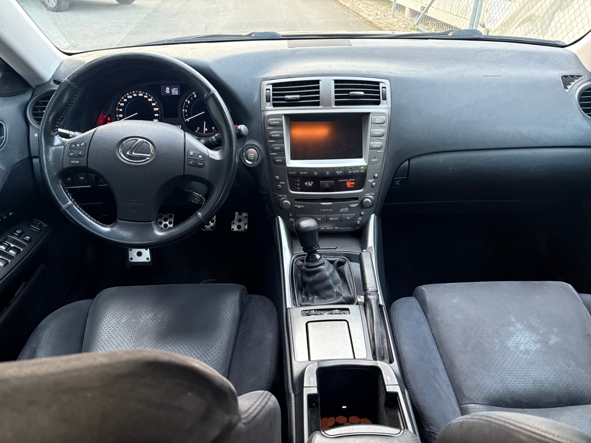 LEXUS IS 250 Sport-image-11