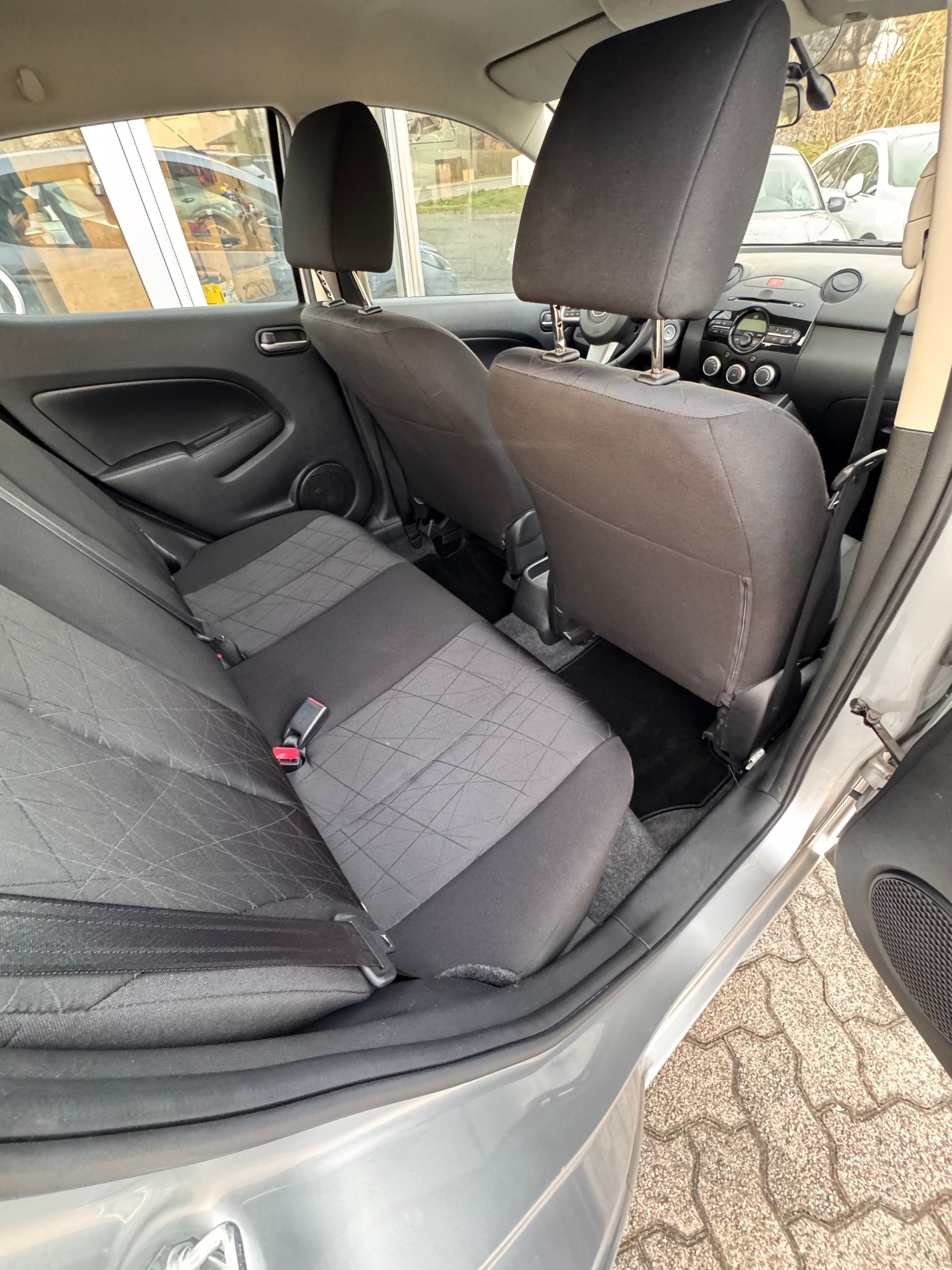 MAZDA 2 1.3i 16V Exclusive-image-7
