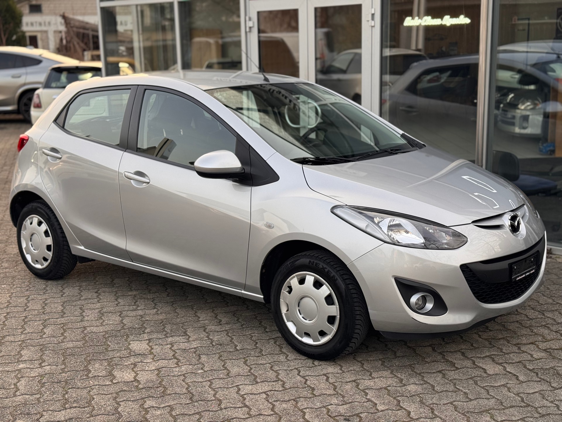 MAZDA 2 1.3i 16V Exclusive-image-1