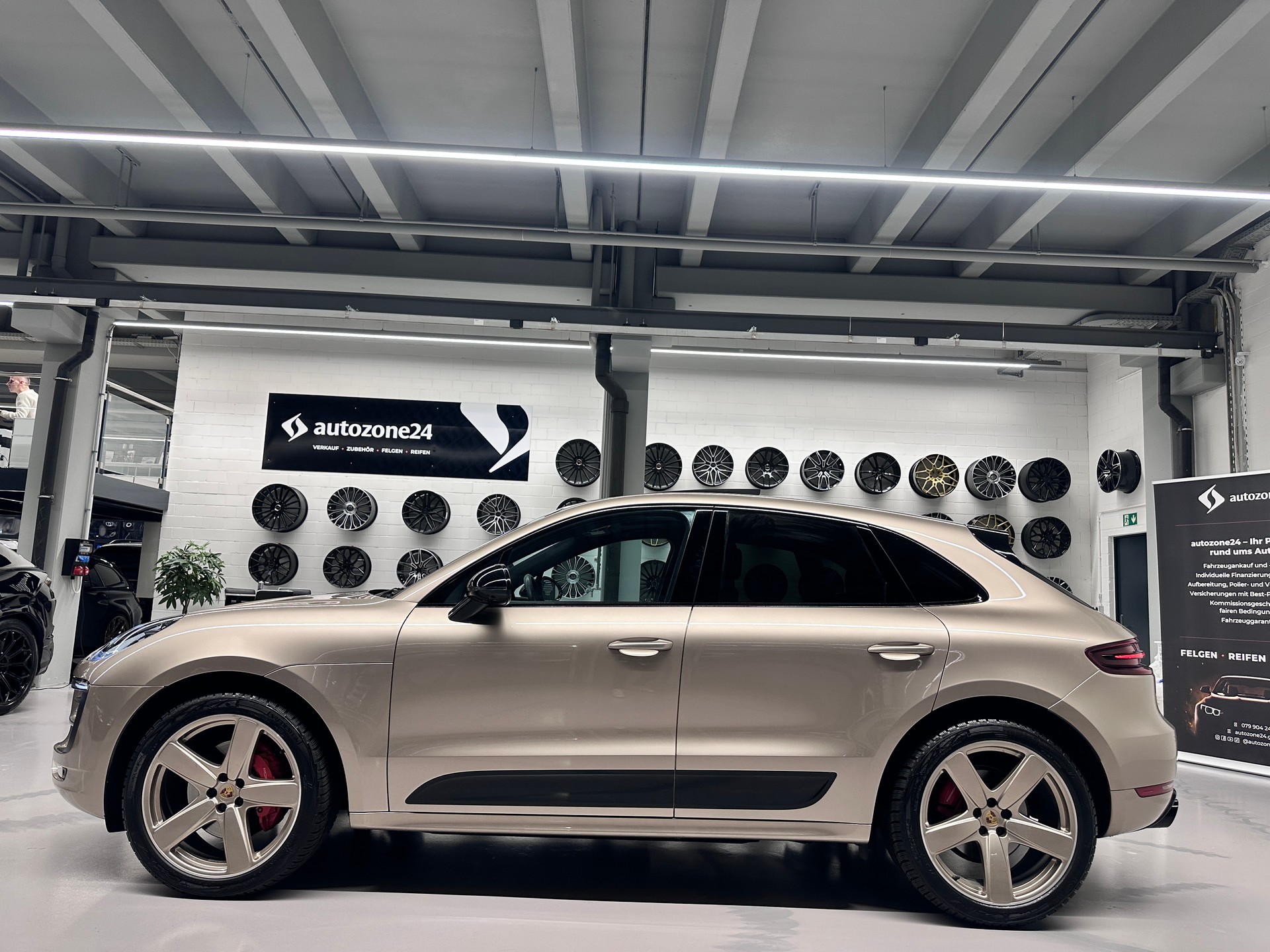 PORSCHE Macan 3.0 V6 GTS (Porsche Approved bis 7.12.2026)-image-3