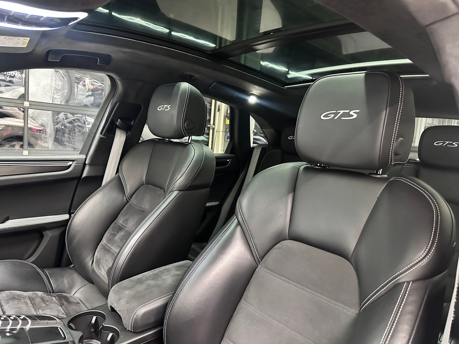 PORSCHE Macan 3.0 V6 GTS (Porsche Approved bis 7.12.2026)-image-17