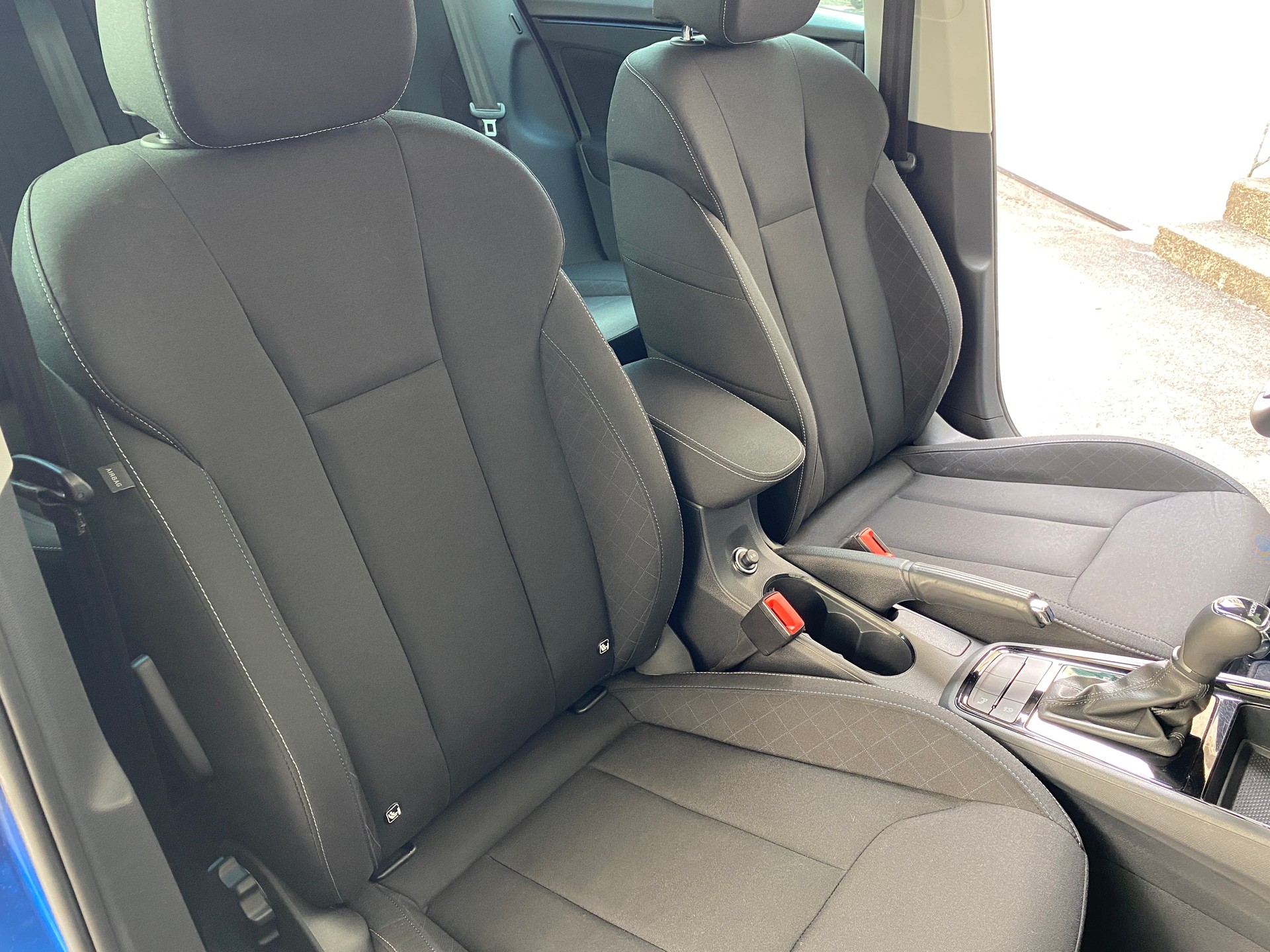SKODA Kamiq 1.0 TSI Ambition DSG-image-22