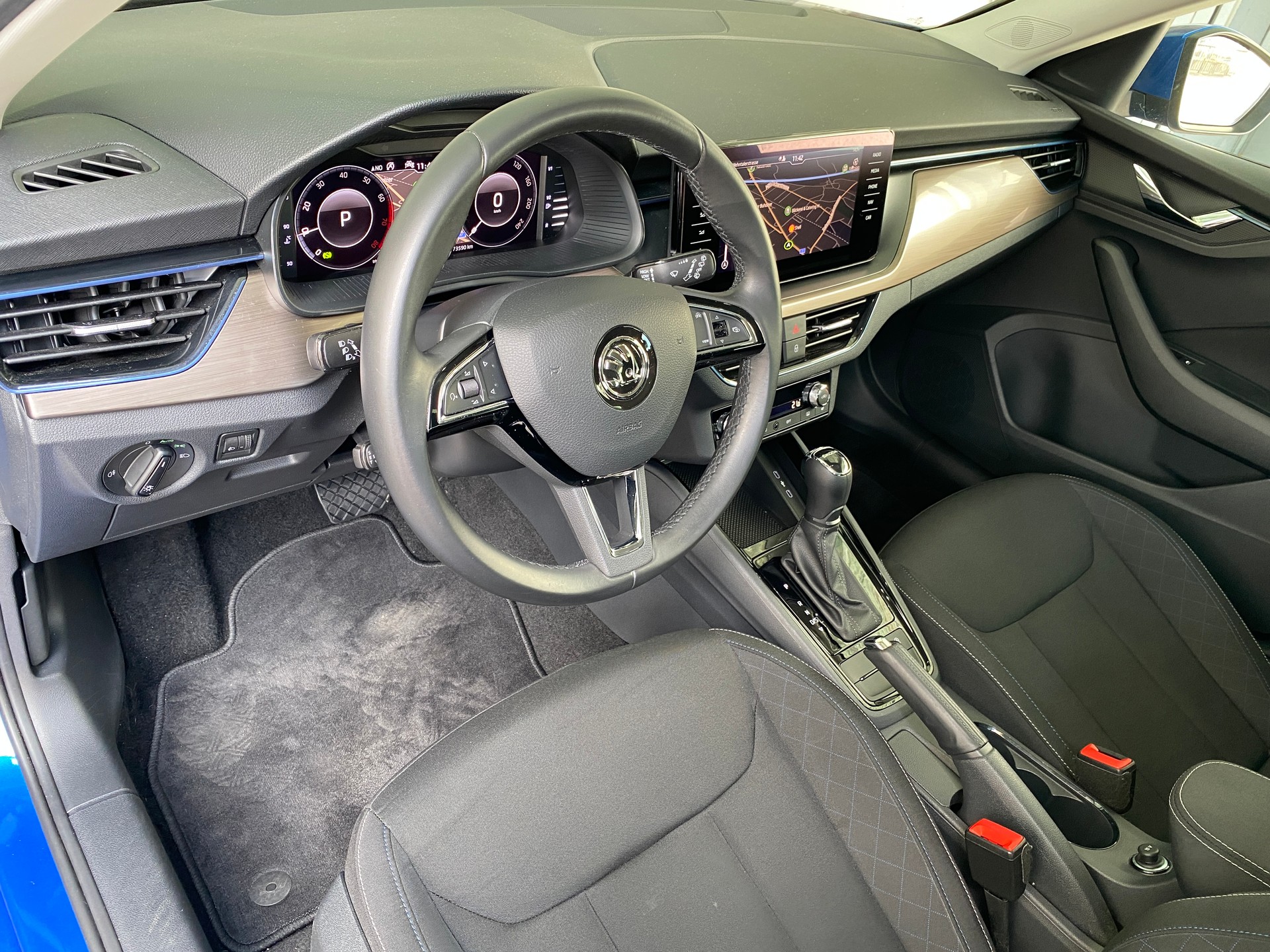SKODA Kamiq 1.0 TSI Ambition DSG-image-19