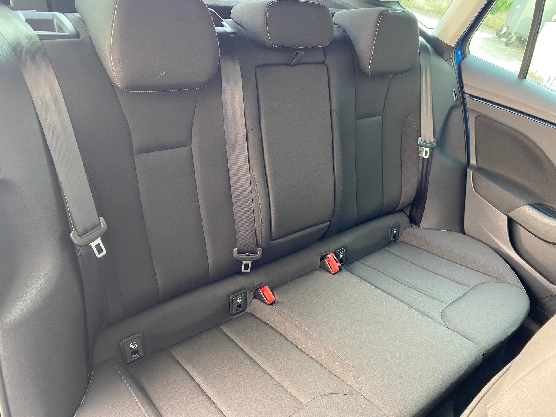 SKODA Kamiq 1.0 TSI Ambition DSG-image-24