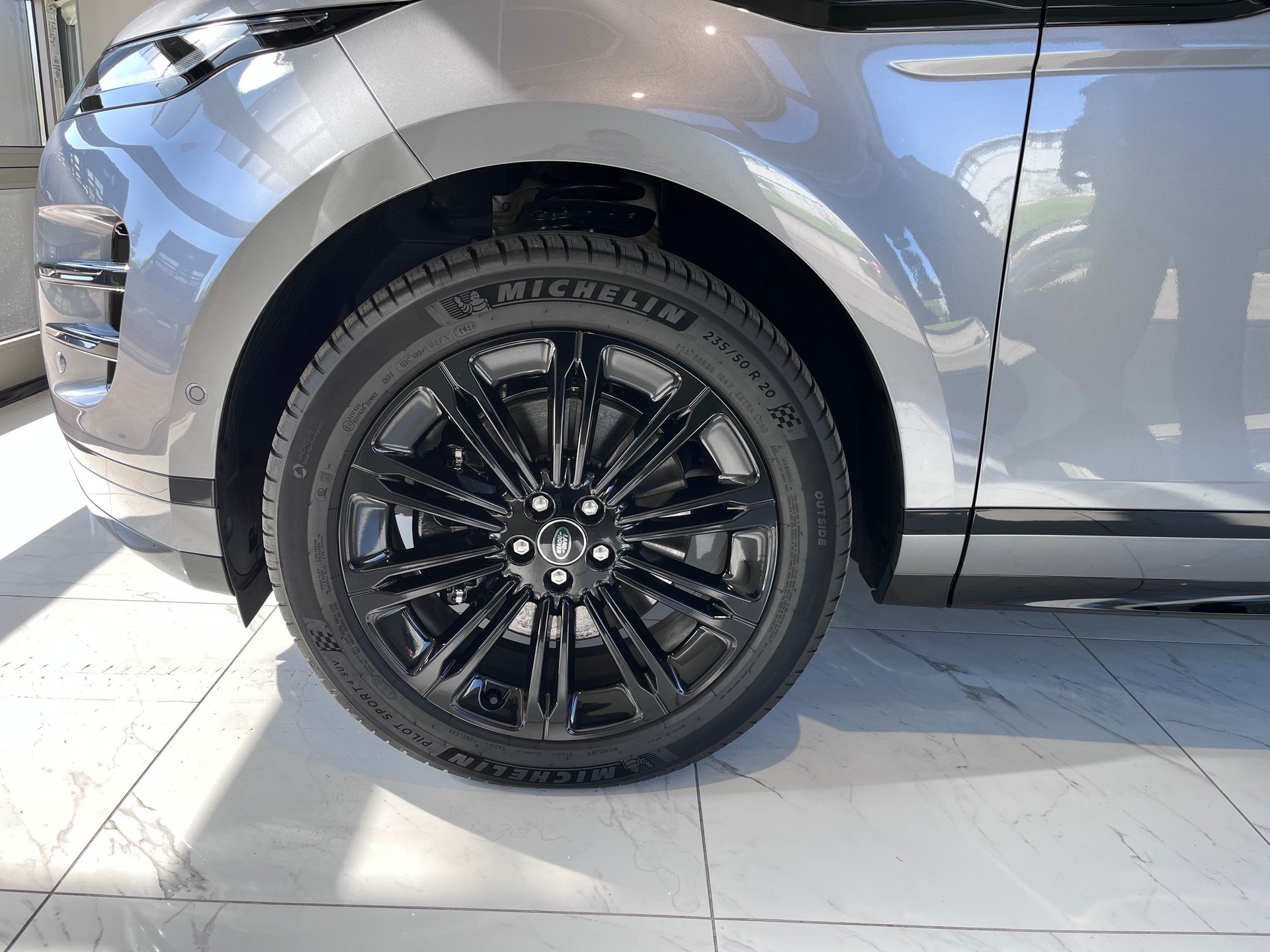 LAND ROVER Range Rover Evoque P 270e Dynamic SE AT9-image-11