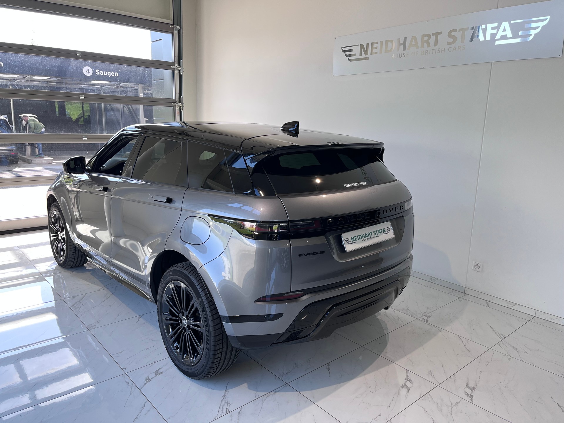 LAND ROVER Range Rover Evoque P 270e Dynamic SE AT9-showroom-element-2