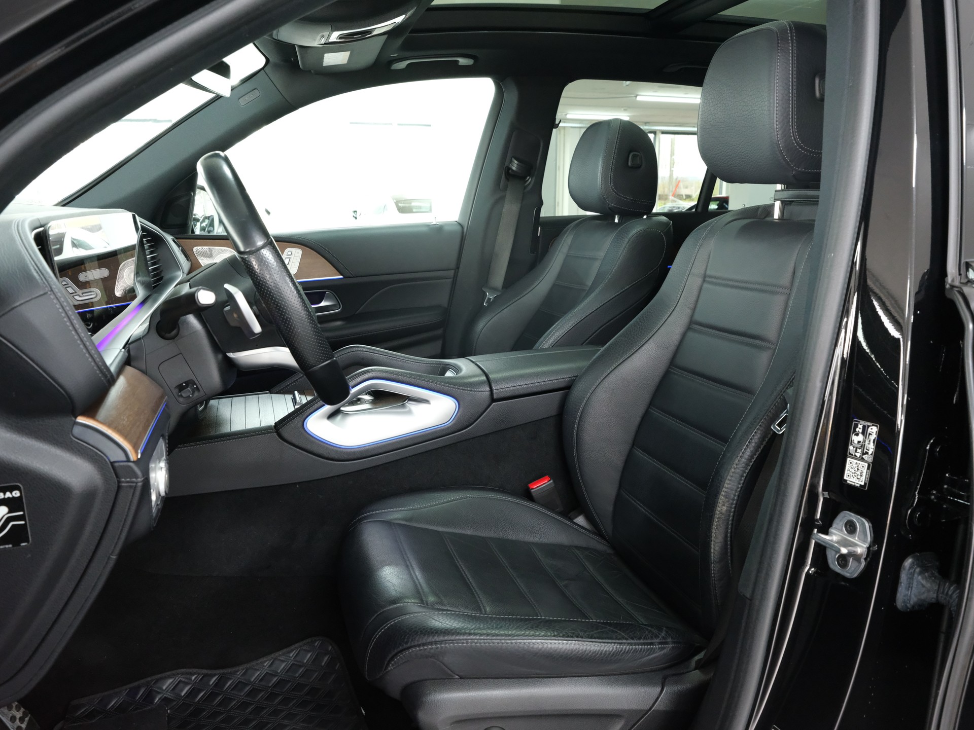MERCEDES-BENZ GLE 350 d 4Matic AMG Line 9G-Tronic-image-13