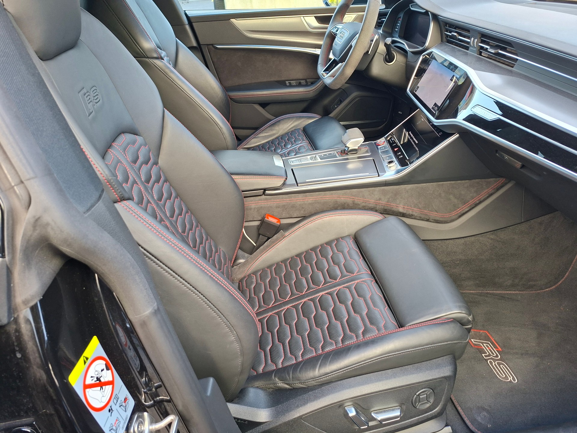 AUDI RS7 Sportback MHEV-image-7