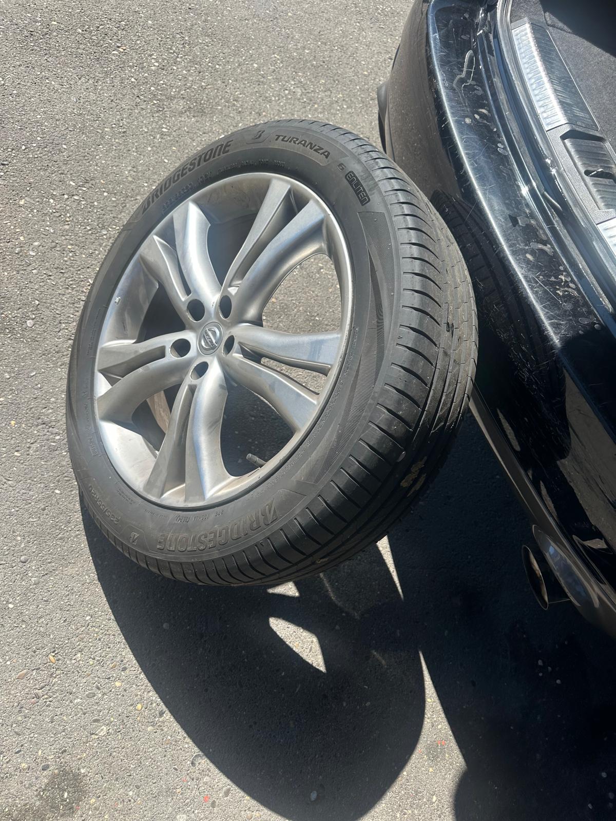 NISSAN Murano 2.5 dCi Executive Automatic-image-15