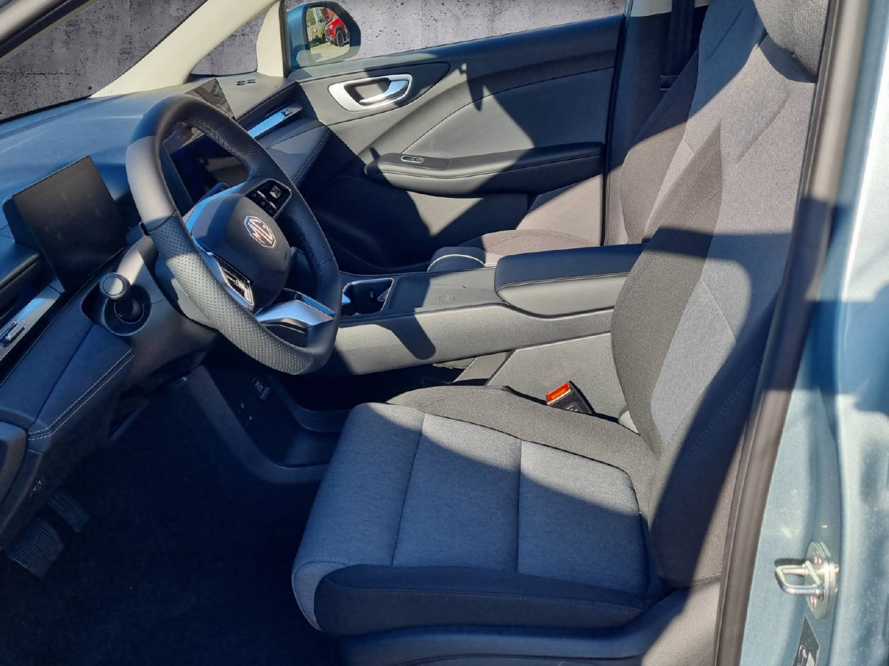 MG 4 Urban 54kWh Premium-image-4