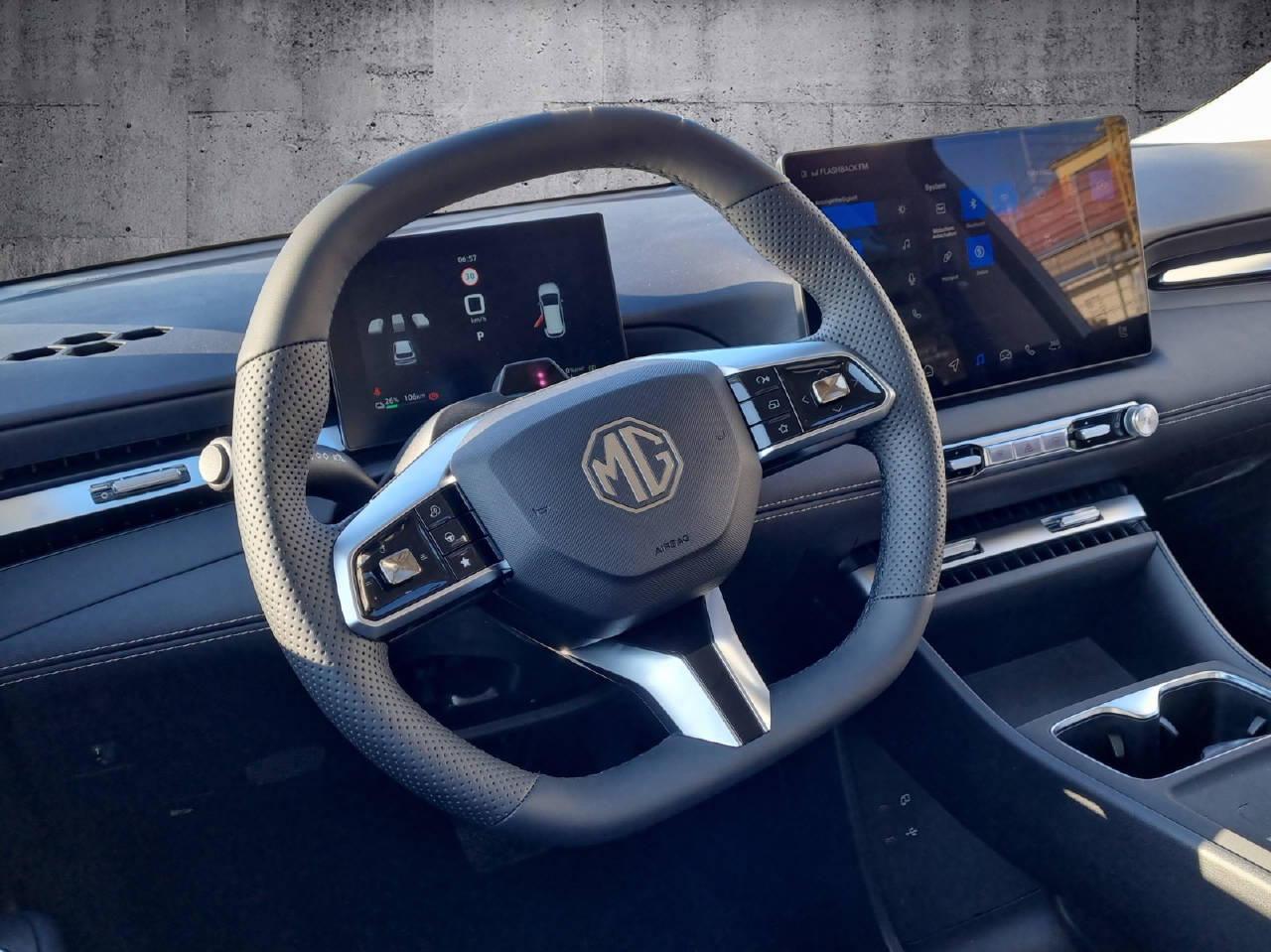 MG 4 Urban 54kWh Premium-image-6