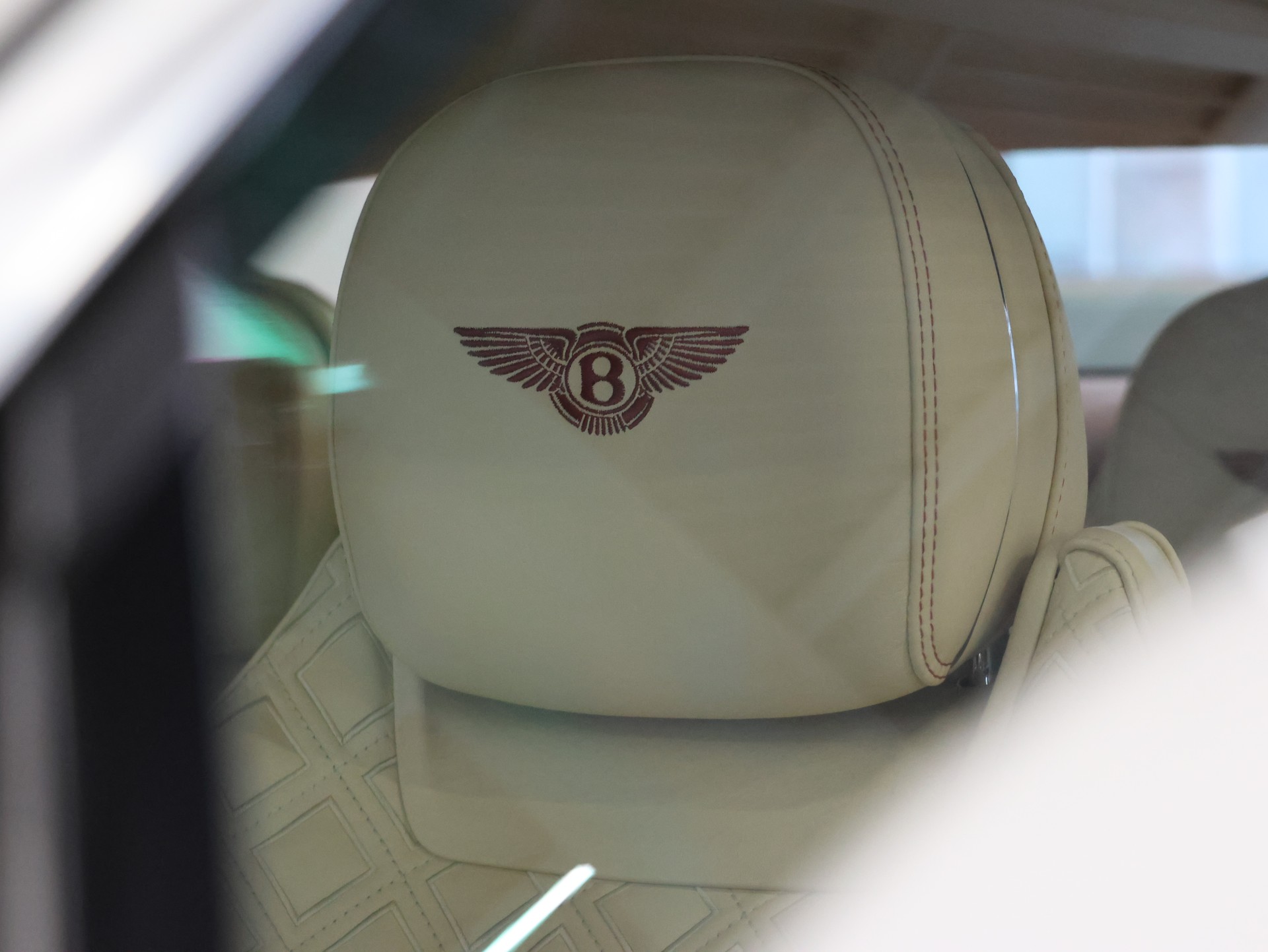 BENTLEY Continental GT 6.0 W12 *Rotating Display* *360 Kamera* *Diamond Packet*-image-18