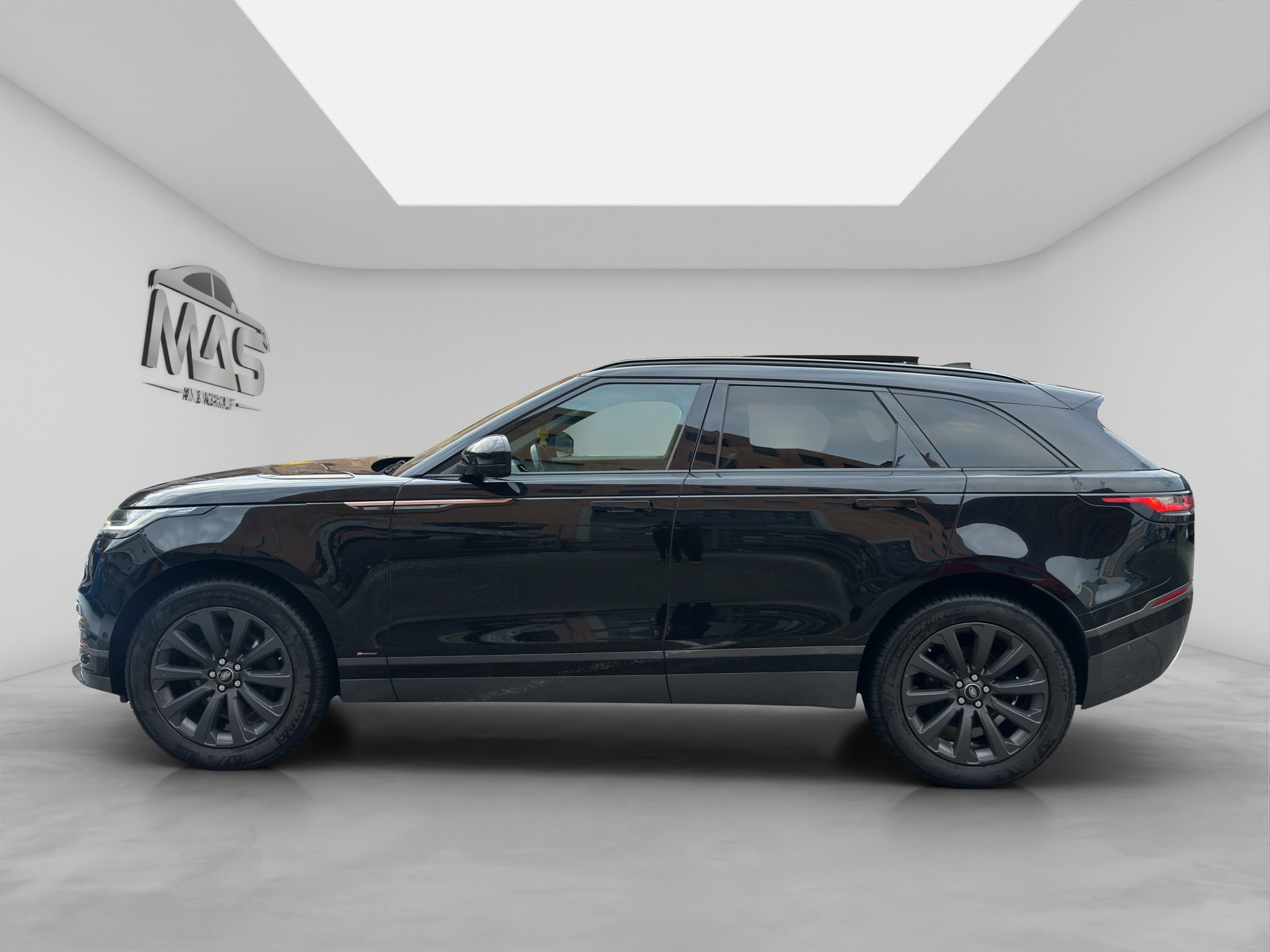 LAND ROVER Range Rover Velar R-Dynamic D 240 SE Automatic-showroom-element-2