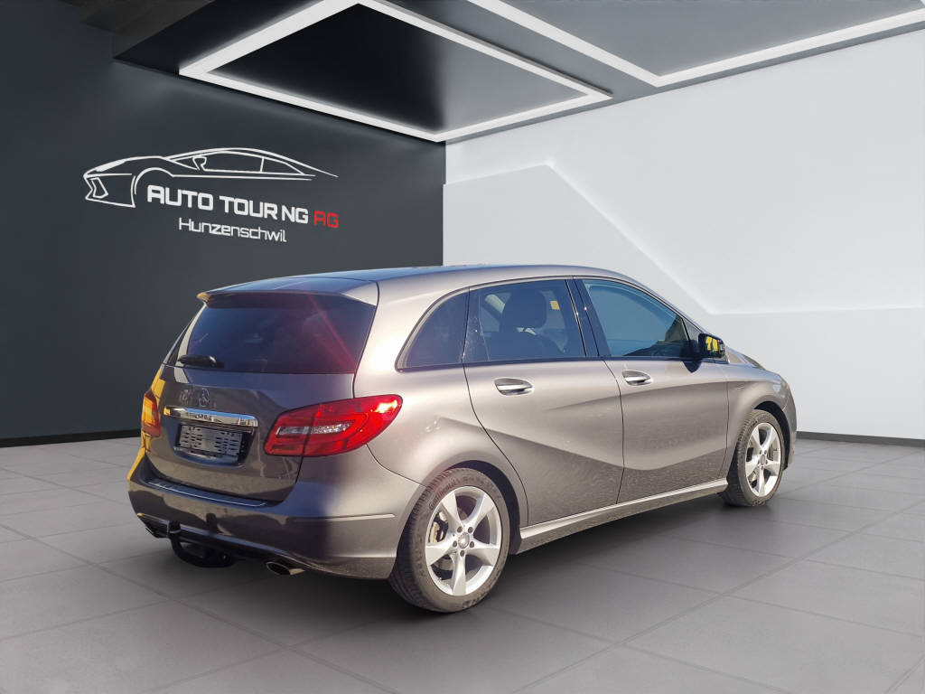 MERCEDES-BENZ B 200-image-2