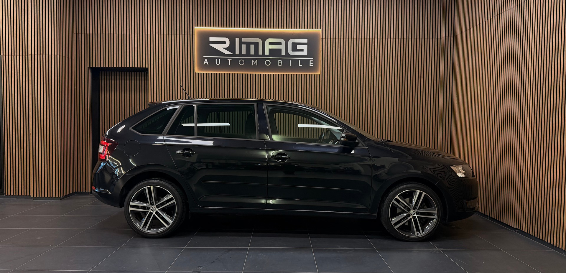 SKODA Rapid Spaceback 1.4 TSI Style DSG | CH-Fzg. | CarVertical | 8-Fach Bereift-image-7