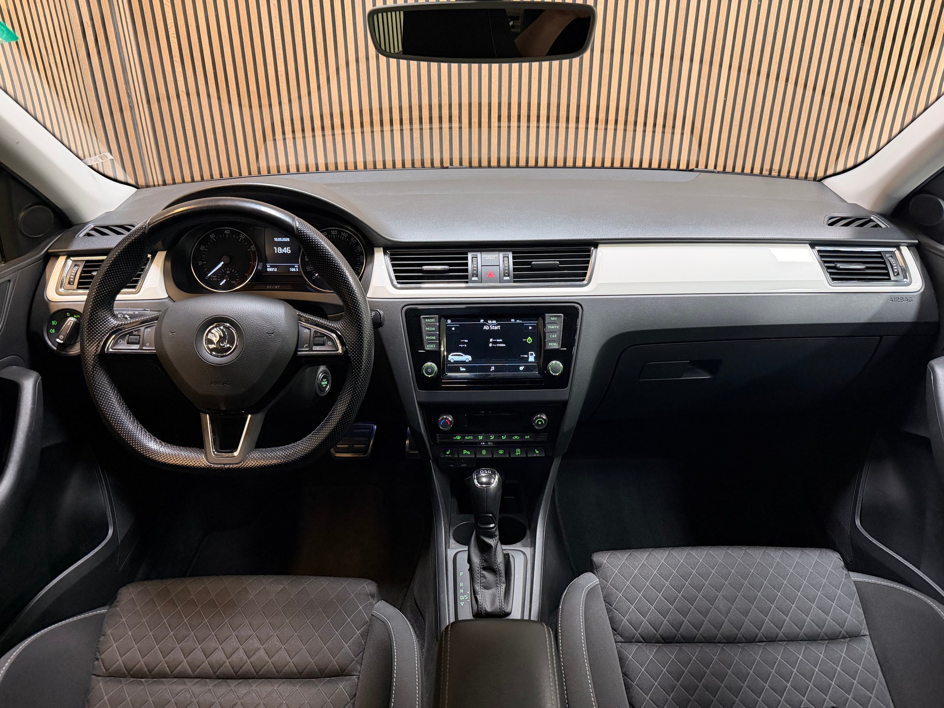 SKODA Rapid Spaceback 1.4 TSI Style DSG | CH-Fzg. | CarVertical | 8-Fach Bereift-image-20
