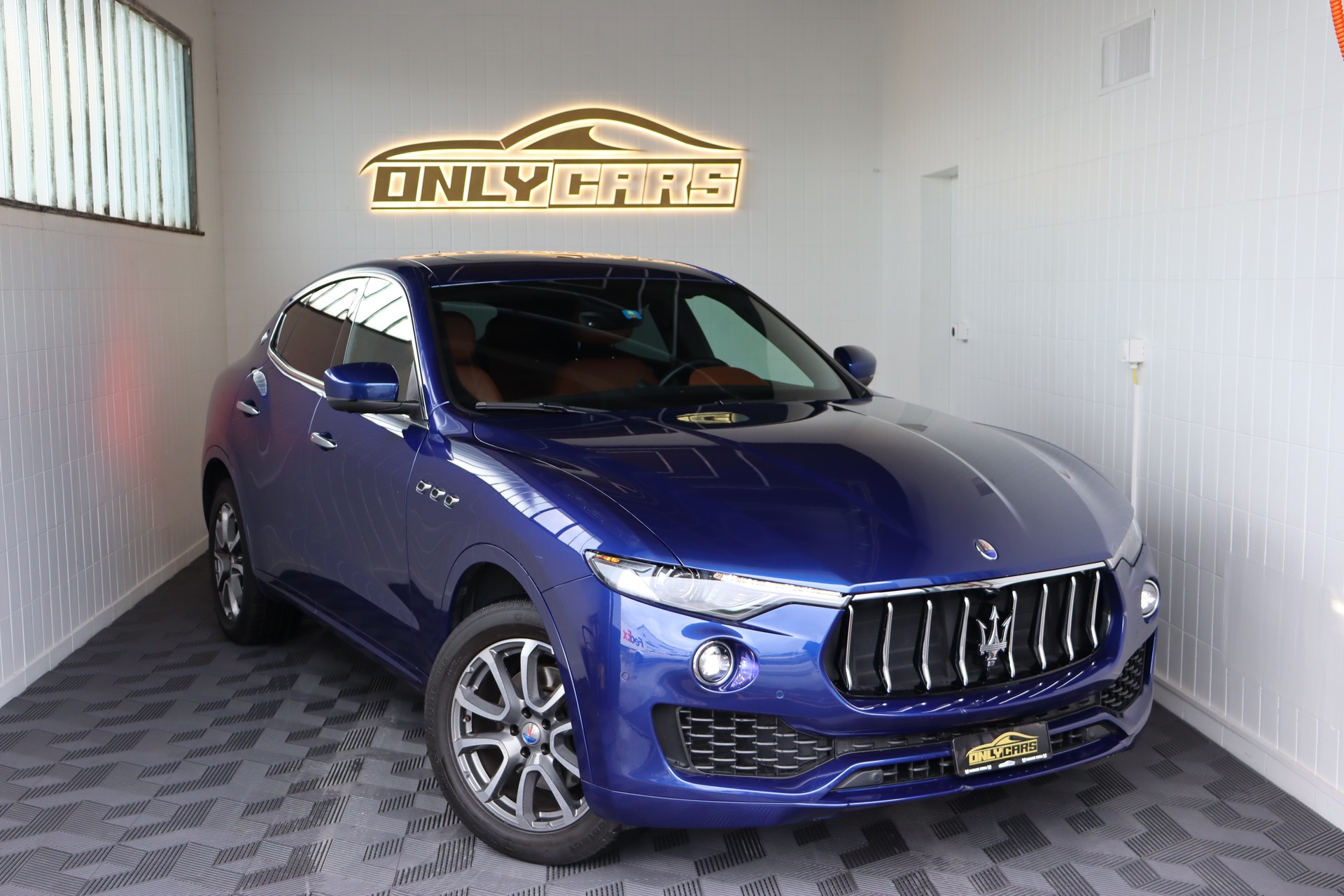 MASERATI Levante D 3.0 V6 GranSport Automatica ** CH-AUTO ** FAHRASSISTENZ-PAKET ** 360 GRAD PARK-PAKET **