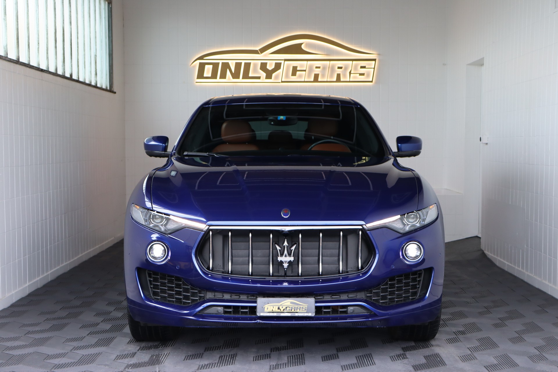 MASERATI Levante D 3.0 V6 GranSport Automatica ** CH-AUTO ** FAHRASSISTENZ-PAKET ** 360 GRAD PARK-PAKET **-showroom-element-1