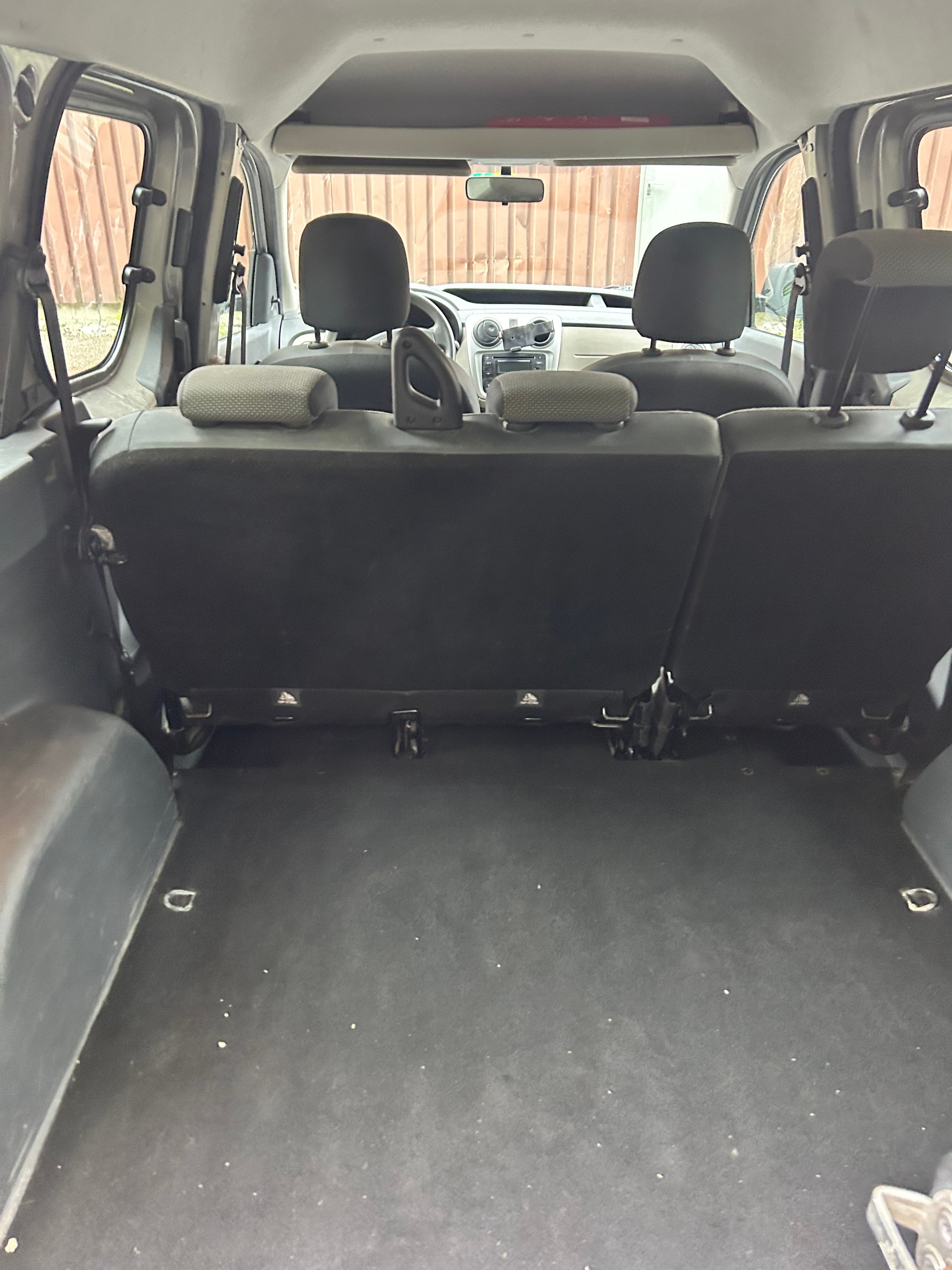 DACIA Dokker 1.5 dCi Ambiance-image-5
