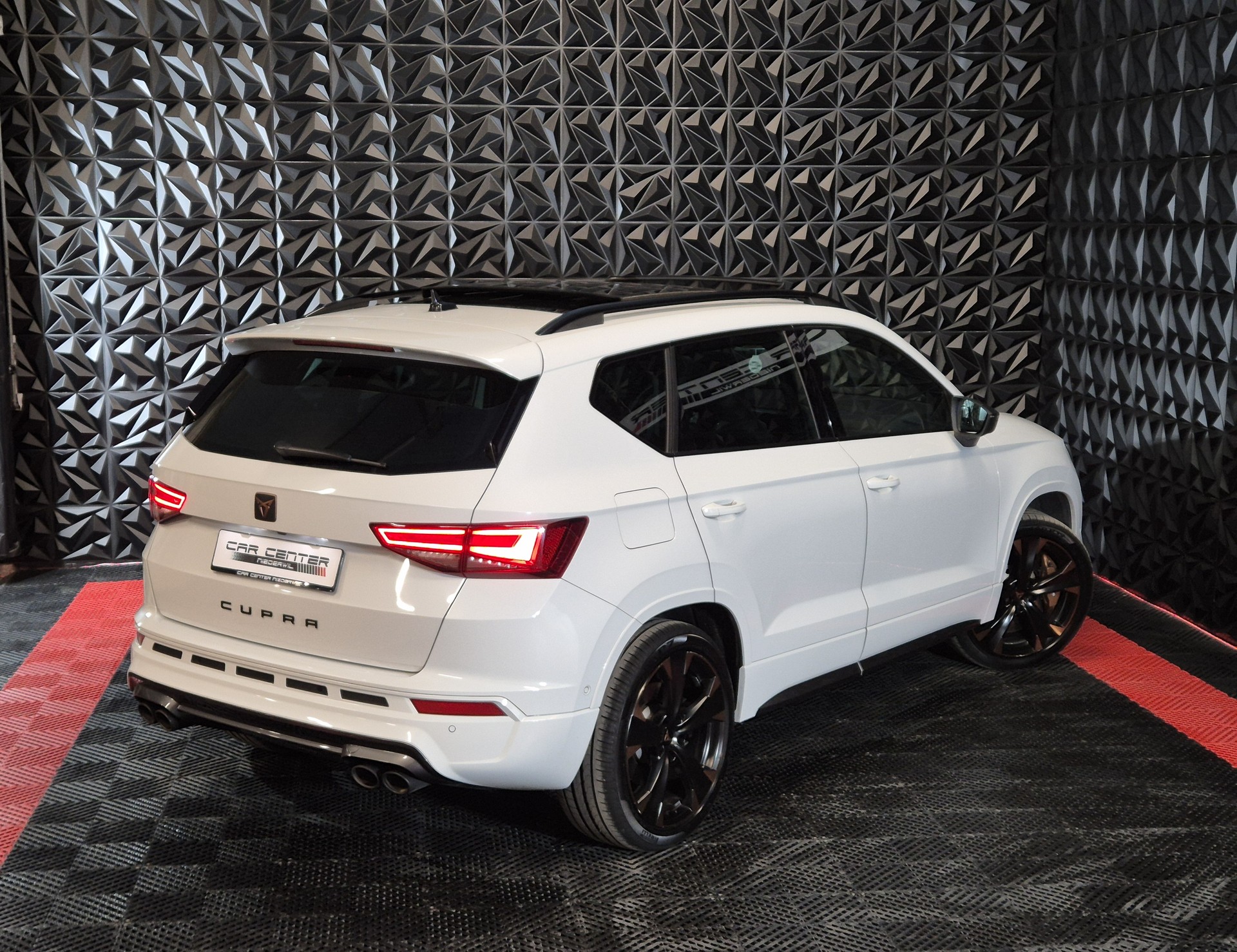 SEAT Ateca Cupra 2.0 TSI 4Drive DSG-image-11