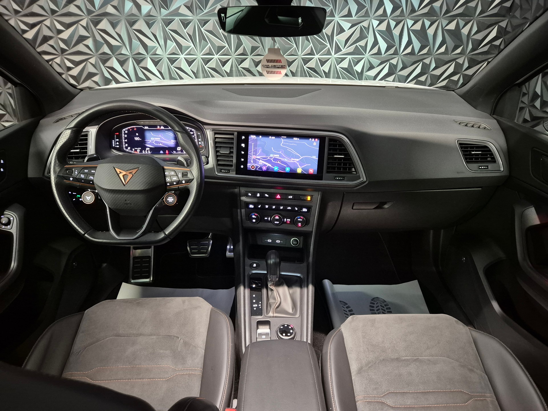 SEAT Ateca Cupra 2.0 TSI 4Drive DSG-image-17