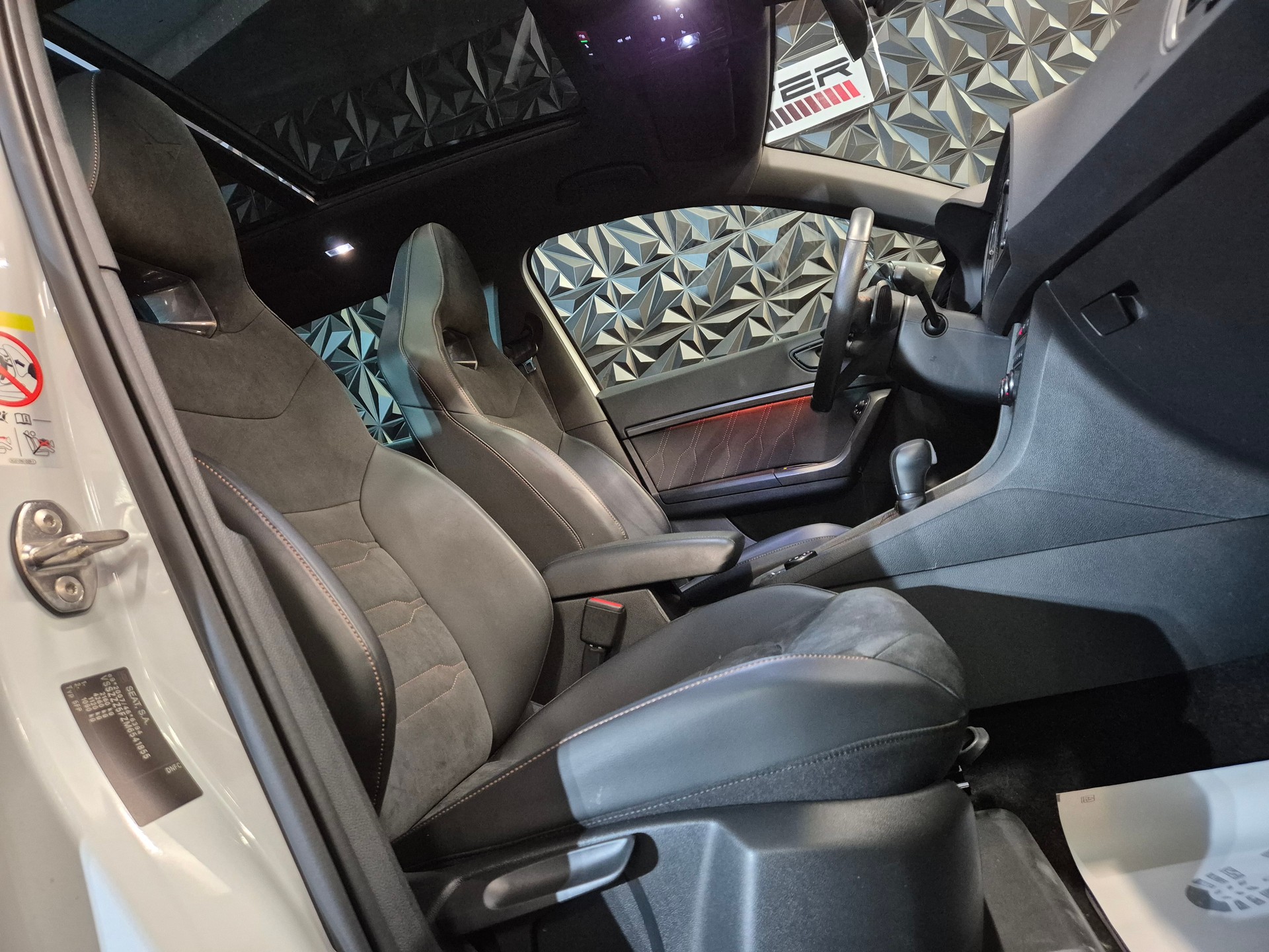 SEAT Ateca Cupra 2.0 TSI 4Drive DSG-image-21