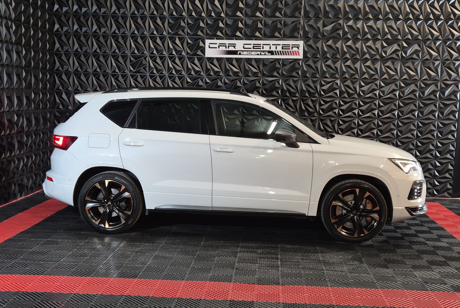SEAT Ateca Cupra 2.0 TSI 4Drive DSG-image-16