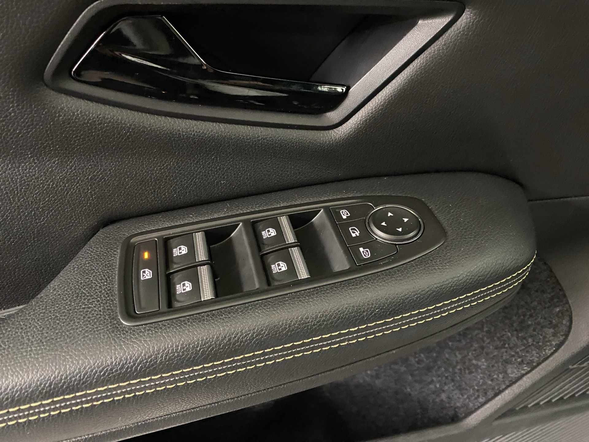 RENAULT Mégane E-TECH EV60 Iconic-image-15