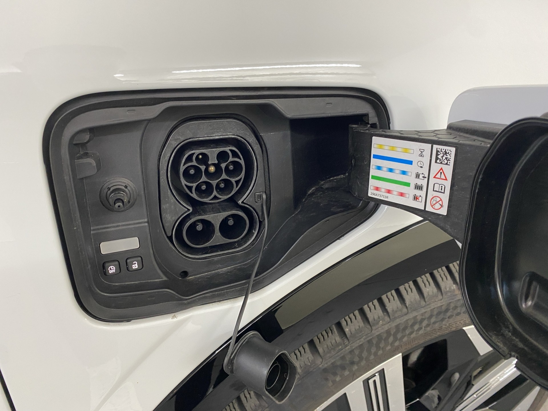 RENAULT Mégane E-TECH EV60 Iconic-image-20