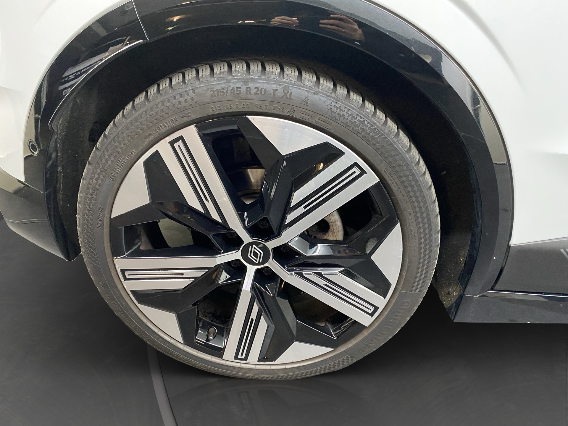 RENAULT Mégane E-TECH EV60 Iconic-image-21