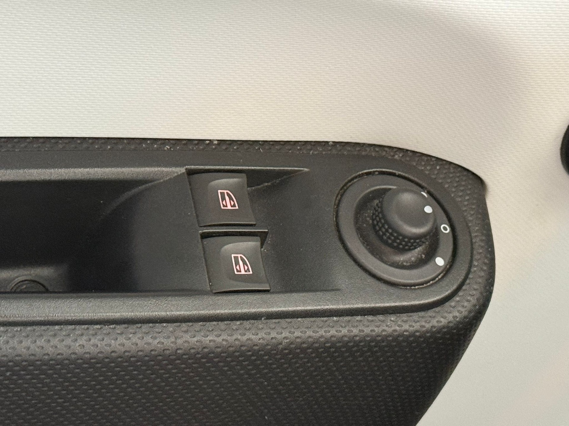 RENAULT Twingo 0.9 City EDC-image-15