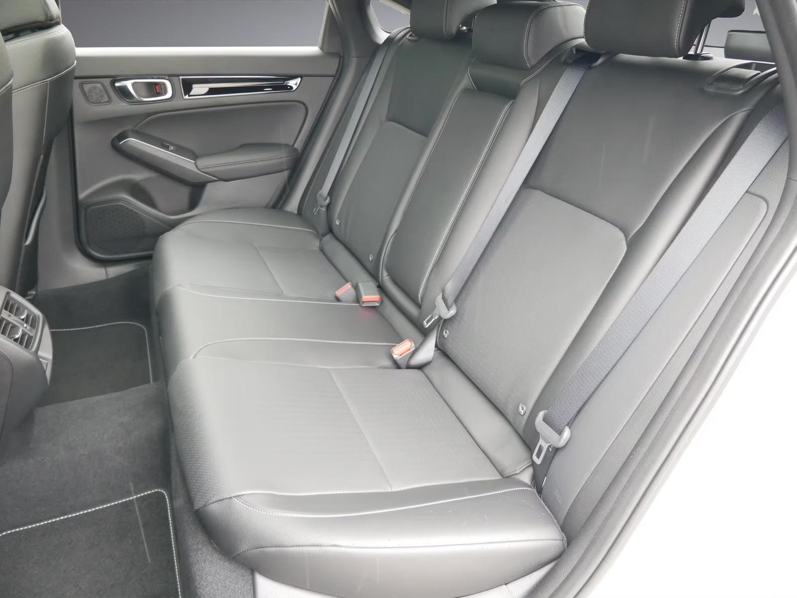 HONDA Civic 2.0 i-MMD Advance-image-11