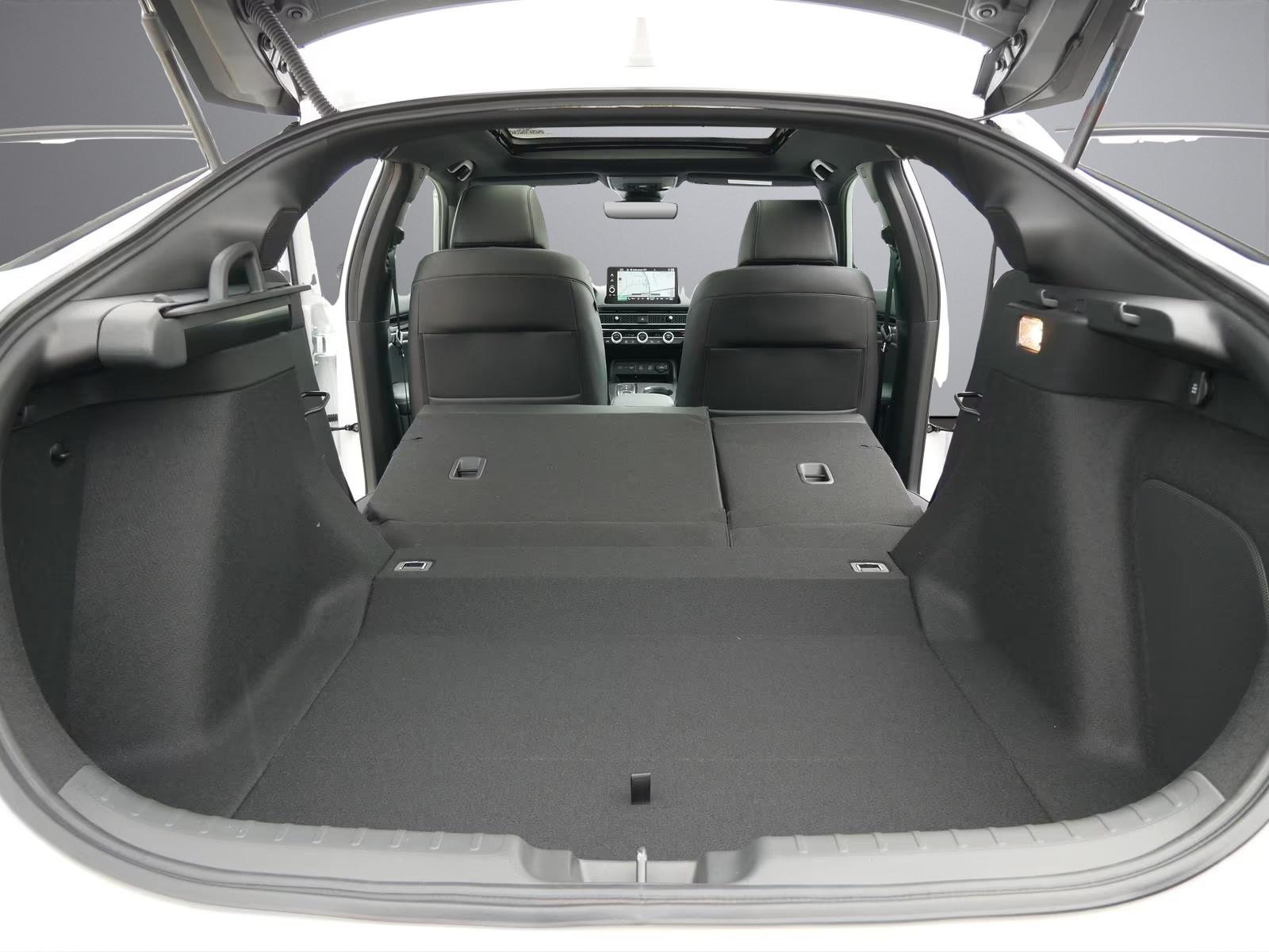 HONDA Civic 2.0 i-MMD Advance-image-13
