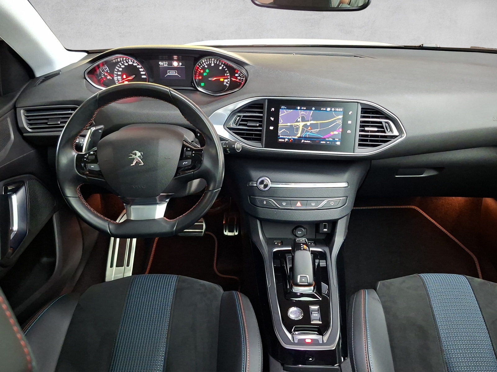 PEUGEOT 308 1.5 BlueHDi Tech Edition-image-8