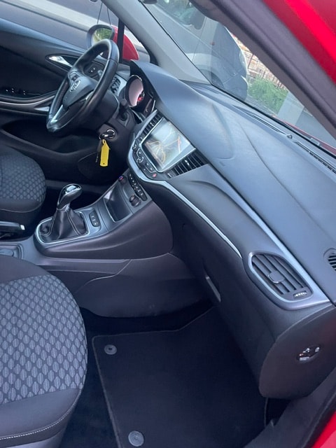 OPEL Astra 1.0i Turbo Enjoy Easytronic-image-19