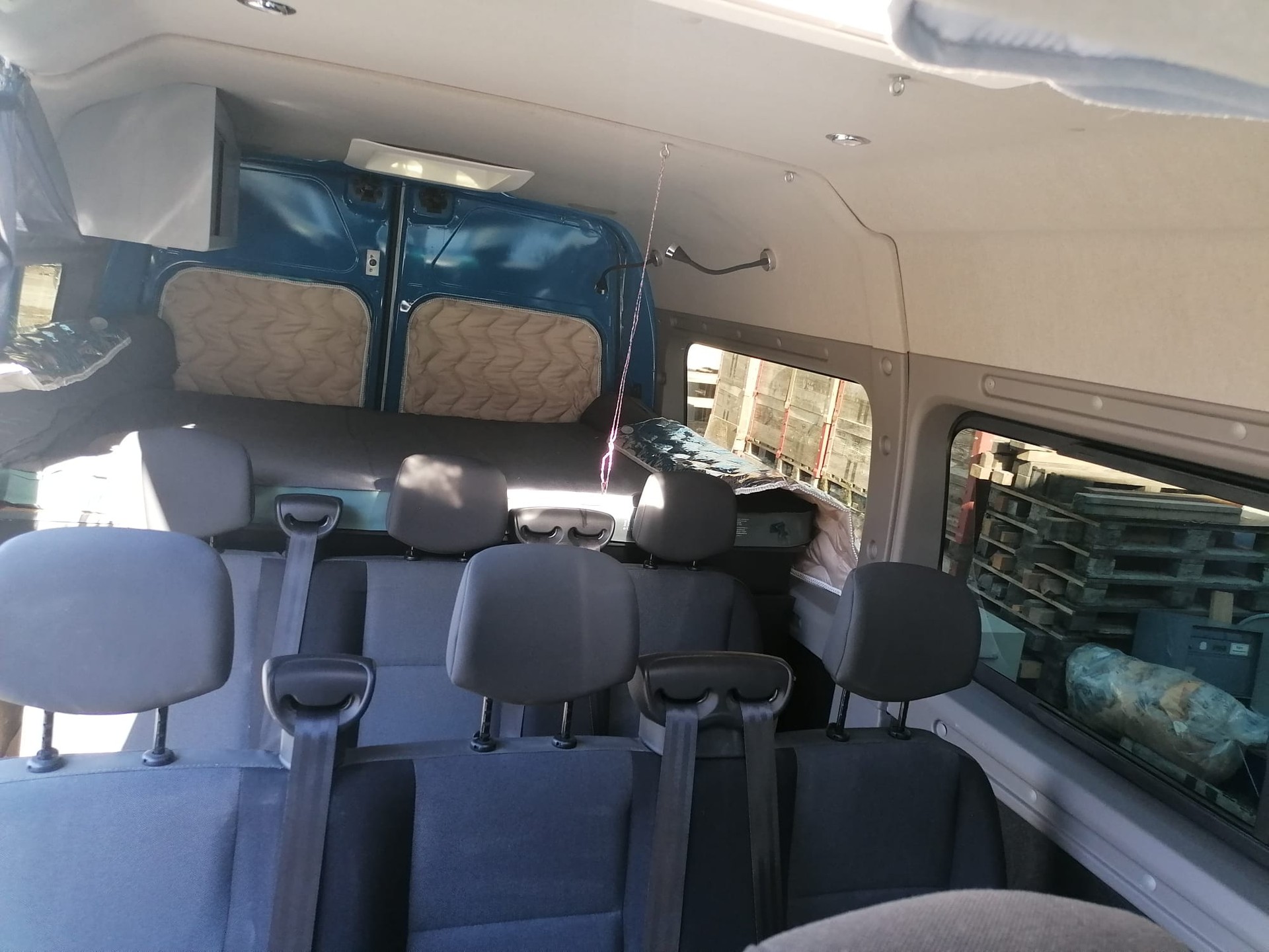 NISSAN NV400-image-5