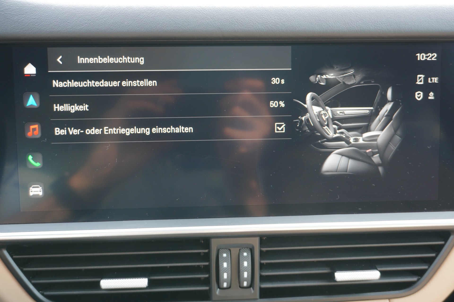 PORSCHE Cayenne S Coupé Platinum Edition-image-24