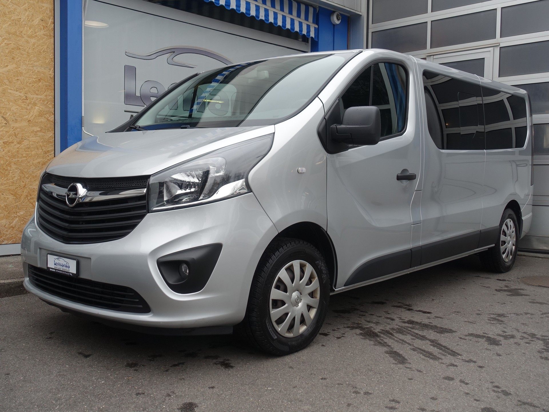 OPEL Vivaro 1.6 CDTI Combi+ 2.9t L2H1-showroom-element-1